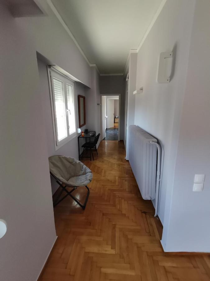 Penthouse Spacious W Super Wifi & Terrace, 2 Min From Metro Apartment Athens Luaran gambar